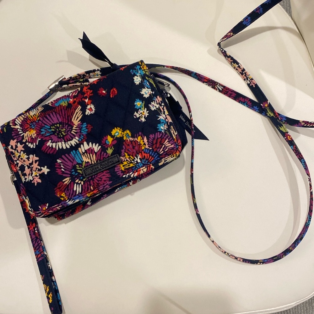 Small Vera Bradley cross body bag